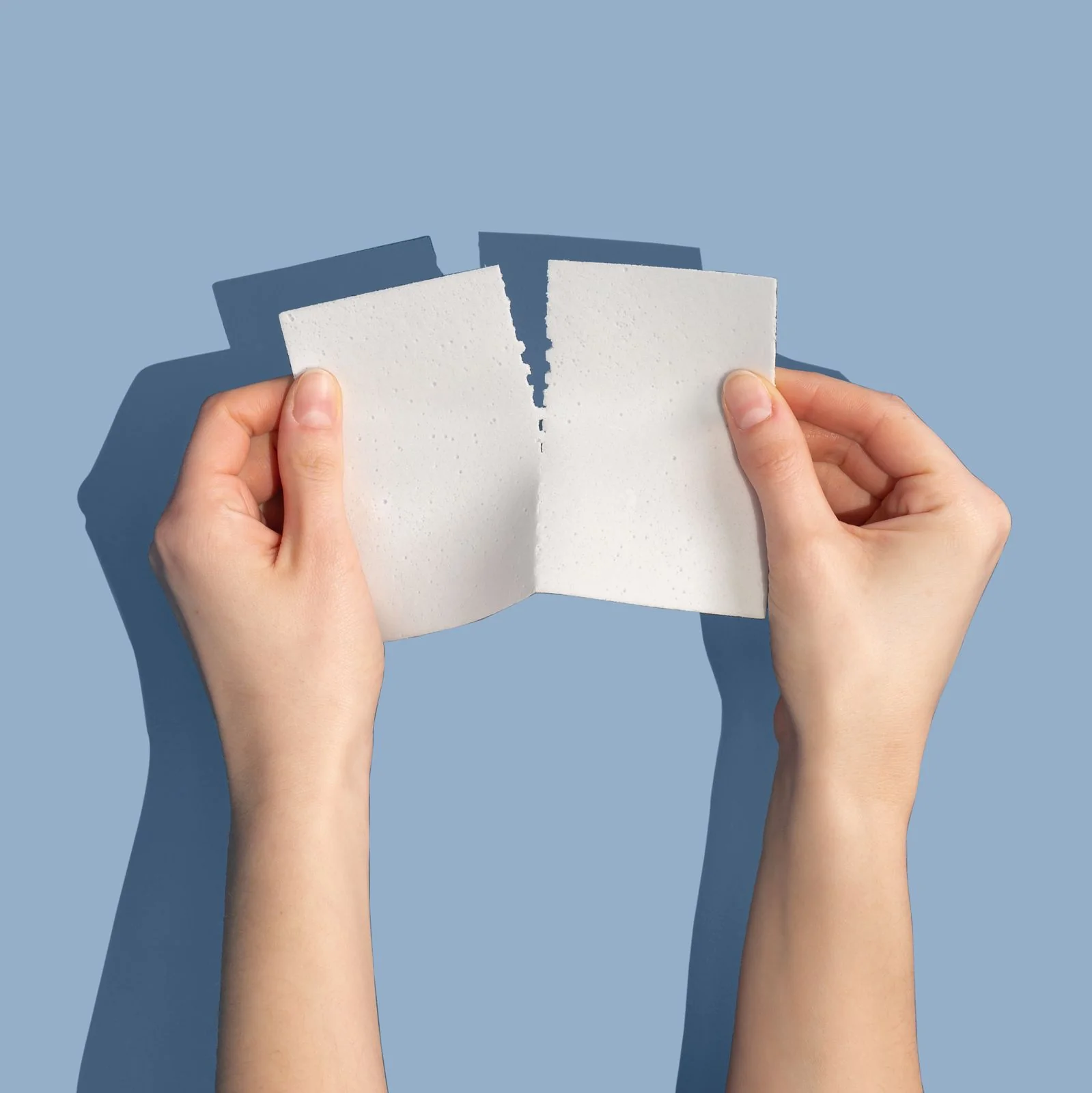 Imperfect Soothing Laundry Detergent Strips 32 Loads - Image 5